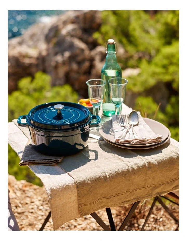 Round Cocotte 24cm/3.8L in Sea Blue image 7