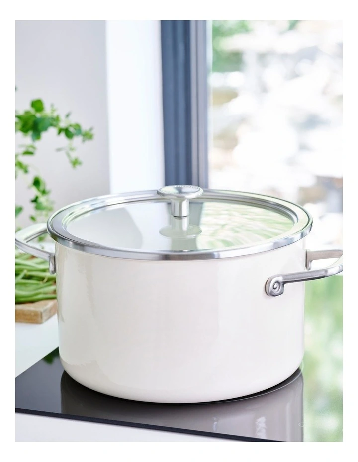 Artisan Steel Core Enamel Covered Casserole 24cm/6L in Almond Cream image 2