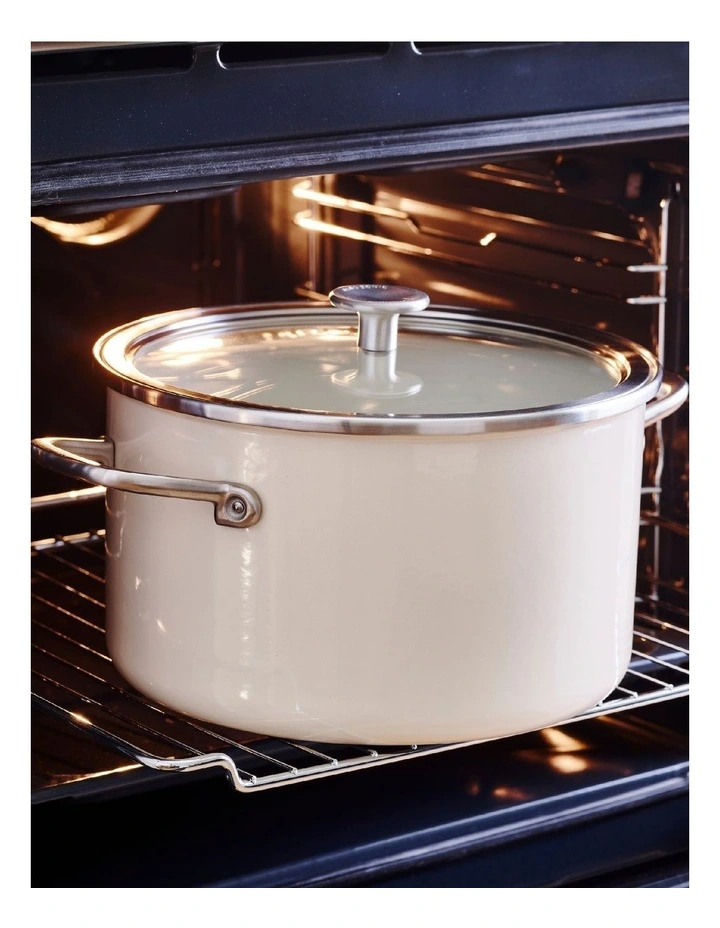 Artisan Steel Core Enamel Covered Casserole 24cm/6L in Almond Cream image 5