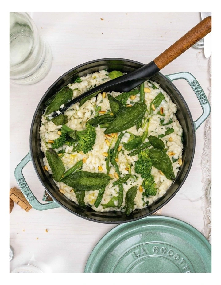 Round Cocotte 24cm in Sage Green image 2
