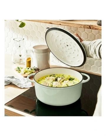 LOV Cast Iron Lichen Stewpot With lid 29cm/7.4L in Green