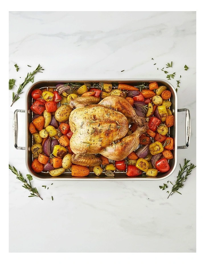 Stainless Steel Roaster With Rack 35cm x25cm x8cm in Silver image 2