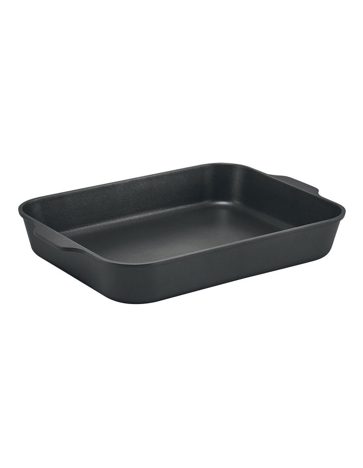 Medium Roaster 34x26x6cm in Black