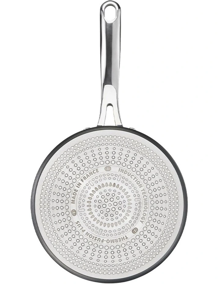 Unlimited Premium Induction Non-Stick Saucepan 20cm/2.8L in Black image 4