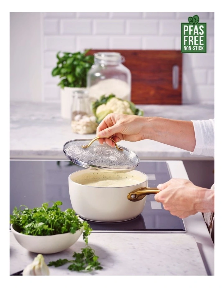 Padova Saucepan 18cm/2.01L Cream PFAS-free ceramic non-stick image 2