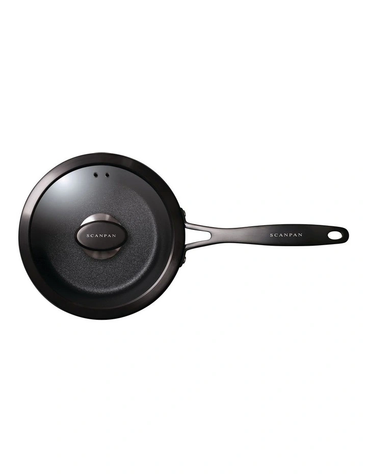 Saucepan 20cm in Black image 2