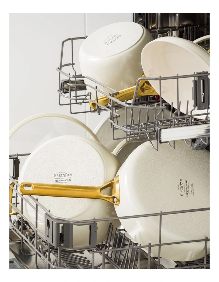 Padova Reserve Saucepan 2.01L in Cream image 3