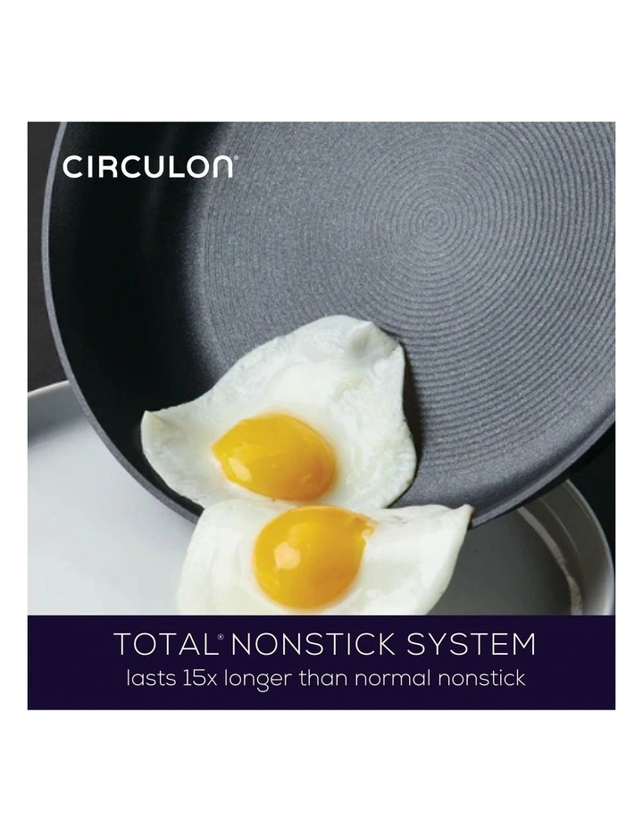 Total Nonstick Induction Covered Sauteuse 28cm/4.7L in Black image 3