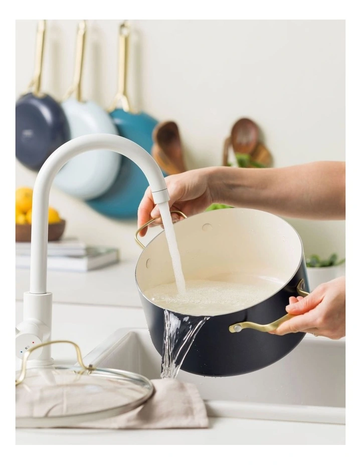 Shades Cookware Set 6 Piece in Coastal image 3