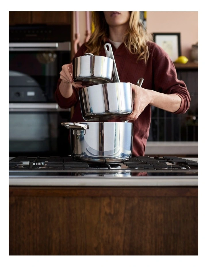 Space Steel Saucepan Set 3 Pieces in Silver image 2