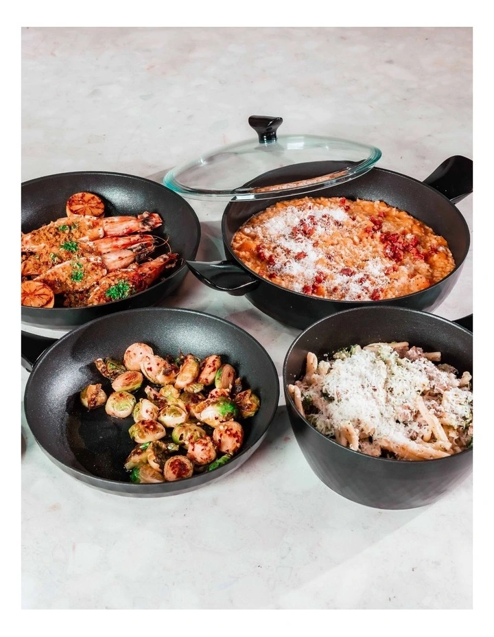 Per Silvia Nonstick Induction Cookware Set 4 Piece in Black image 2