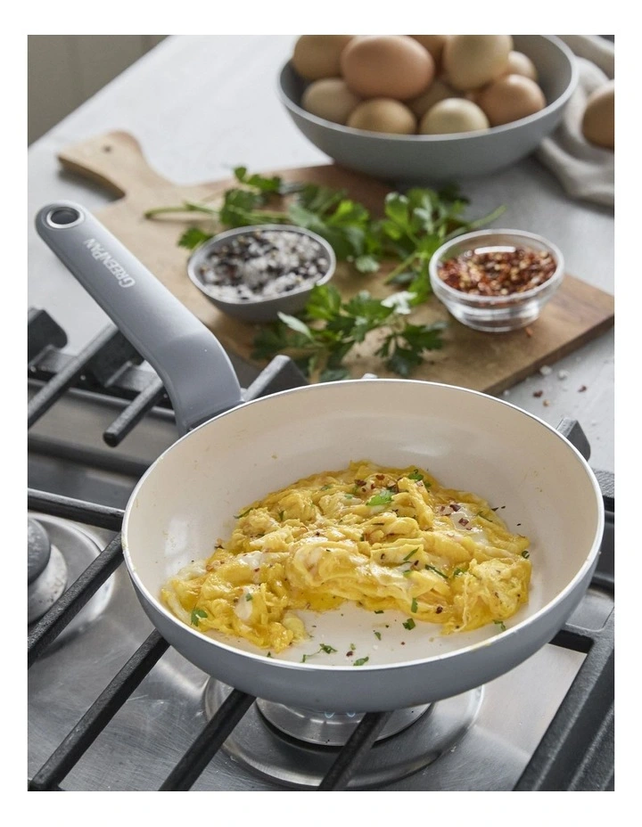 Rio PFAS-Free Ceramic Non-Stick Cookware Set Of 5 Pieces in Star Dew image 3