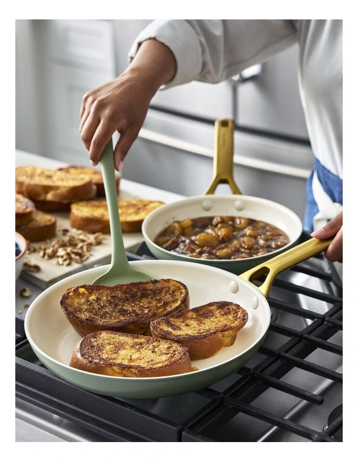 Padova Ceramic Non-stick Cookware Set 5 Piece in Sage image 4