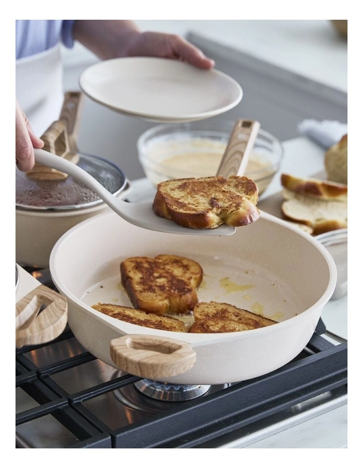 Arte 5 Piece Cookware Set in Sparkled Cream image 5