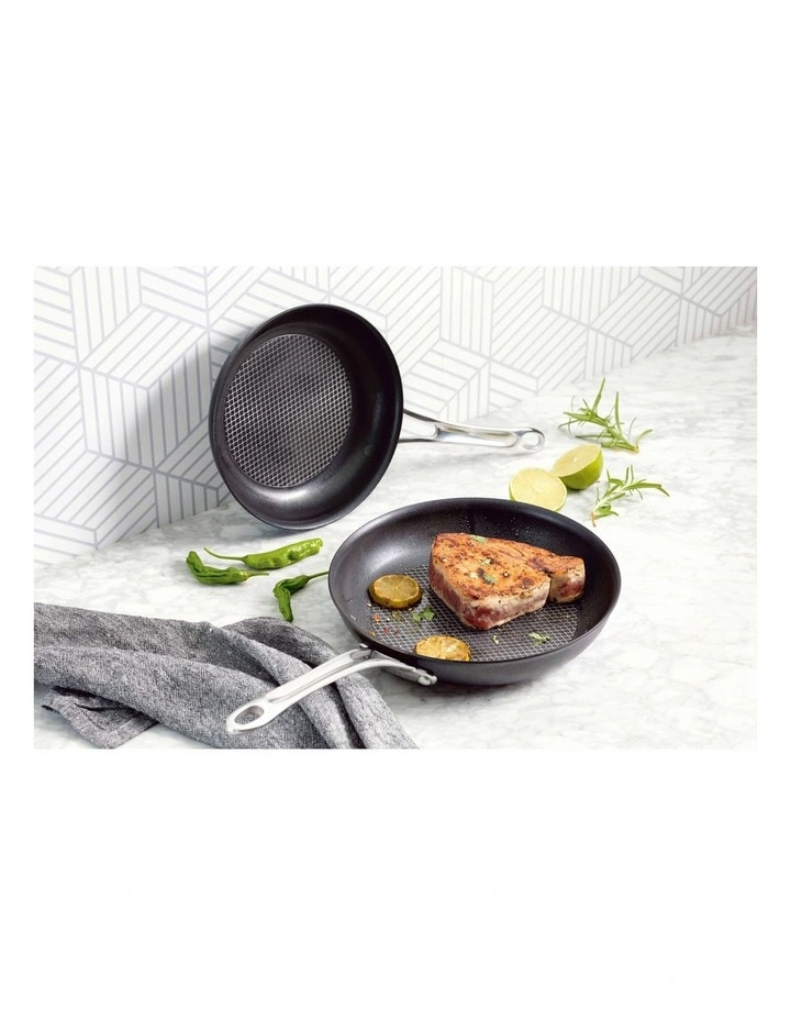 Nonstick Induction Skillet 21/25cm Twin Pack in Black image 2
