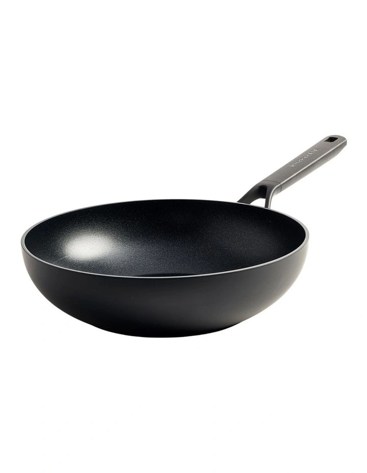 Classic Forged Aluminium Open 28cm 3.7L Wok in Black image 1