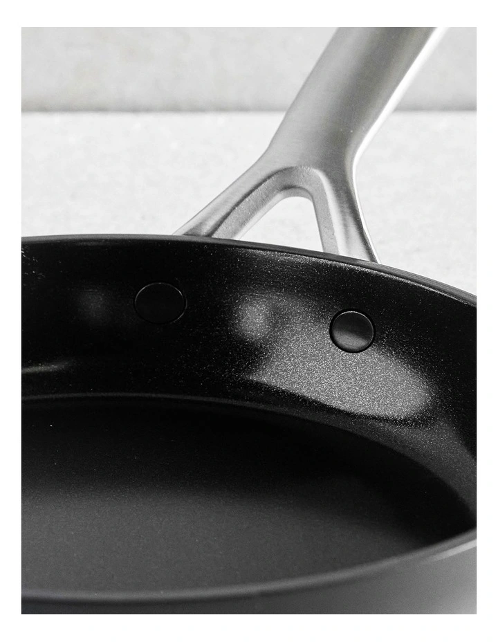 GP5 Frypan 20cm in Black PFAS-free image 3
