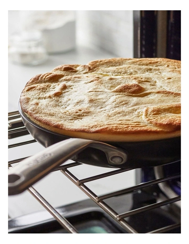 GP5 Frypan 24cm in Black PFAS-free ceramic non-stick image 4