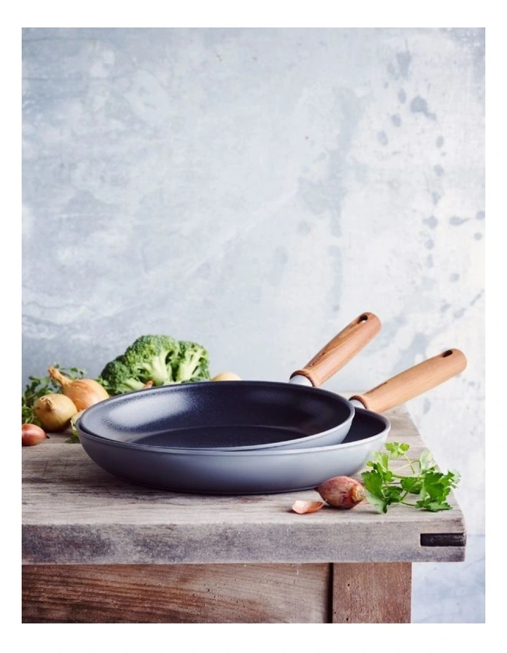 Mayflower Pro 3 Piece Cookware Set PFAS-free ceramic non-stick in Charcoal Grey image 3