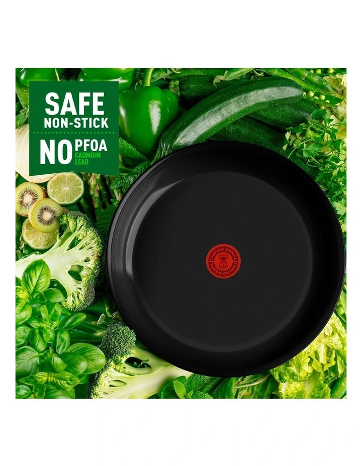 Renew Induction Ceramic Frypan 28cm in Black image 6