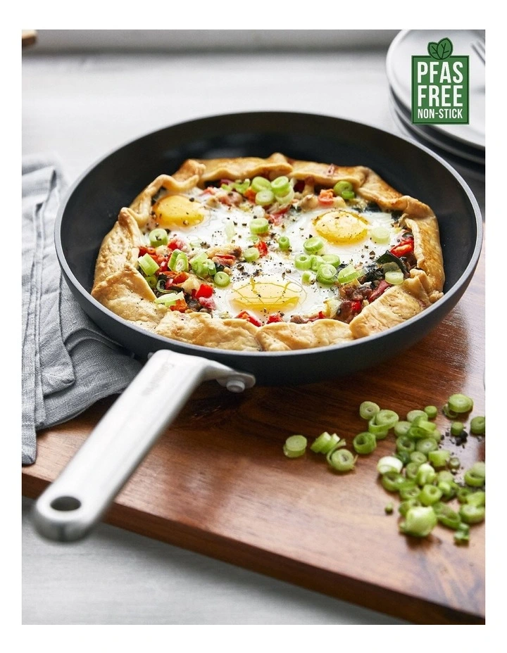 Omega Frypan 24cm PFAS-free ceramic non-stick image 2
