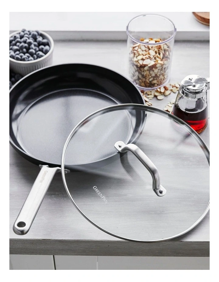 Omega Frypan With Lid 30cm in Black image 3
