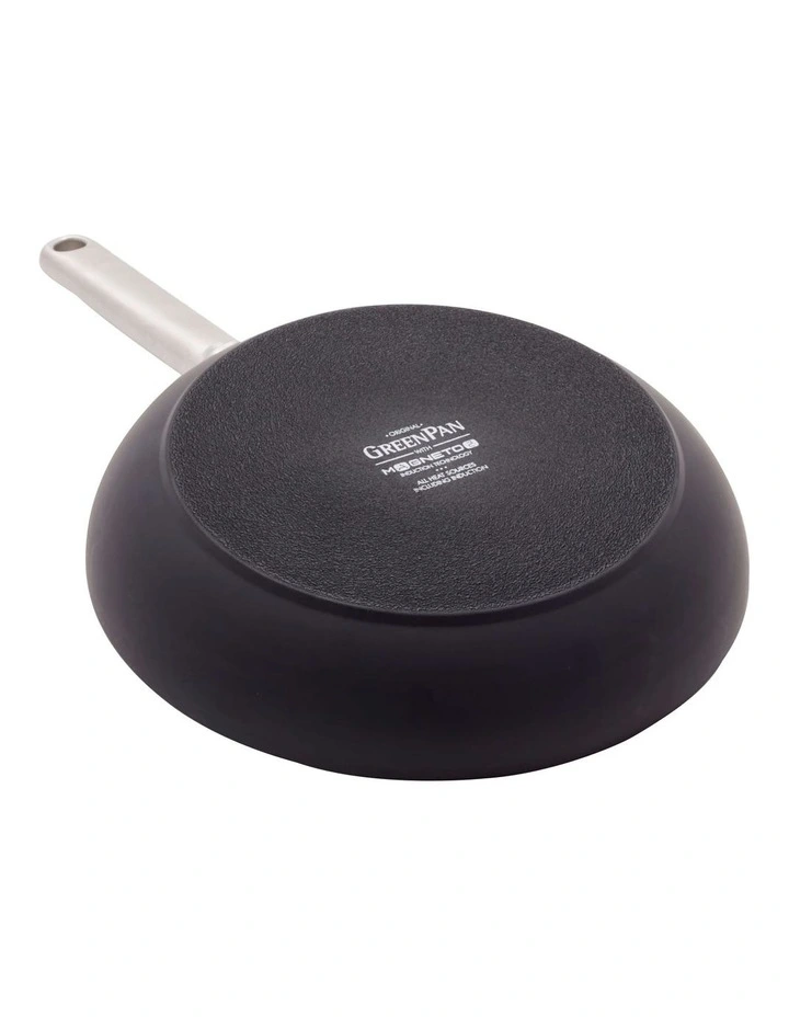 Omega Frypan With Lid 30cm in Black image 4
