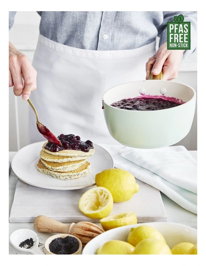 Padova 5 Pieces Cookware Set with Bonus Protective Sheets PFAS-free ceramic non-stick in Mint Green image 2