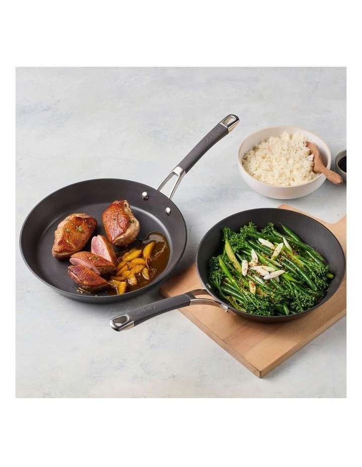 Endurance+ Nonstick Induction Skillet Fry Pan Twin Pack 20/26cm in Black image 2