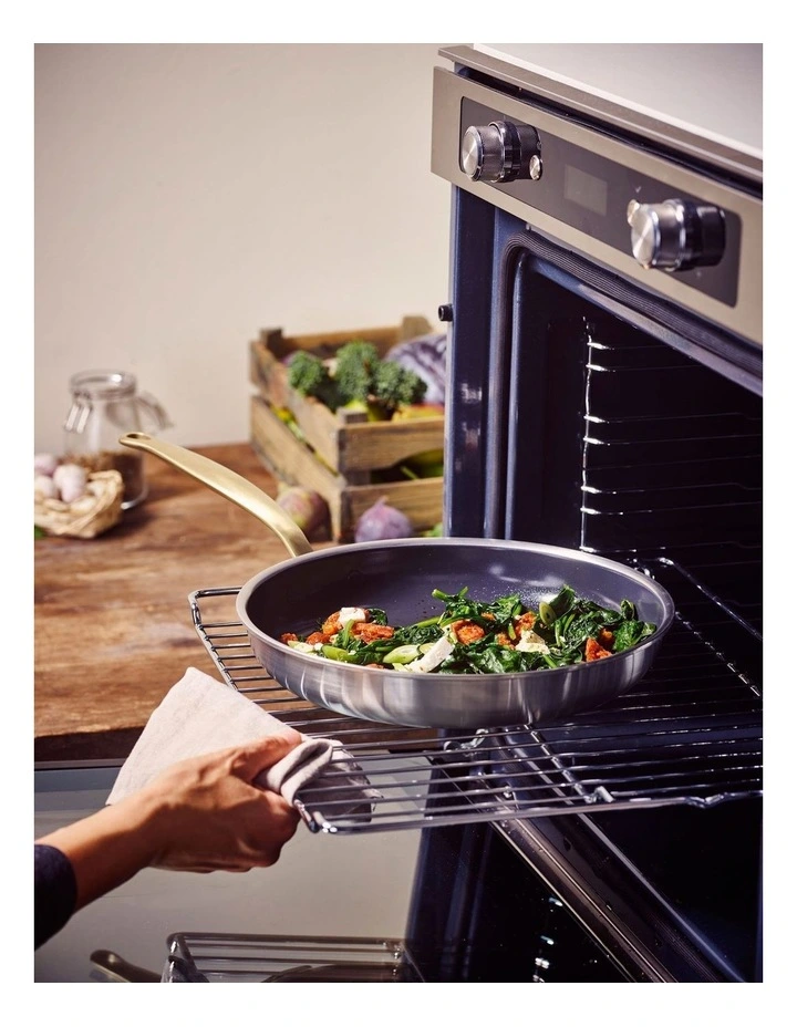 Premiere Gold Frypan 28cm PFAS-free image 3