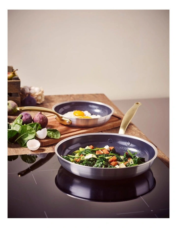 Premiere Gold 2pc Frypan set (26cm 20cm) PFAS-free image 2