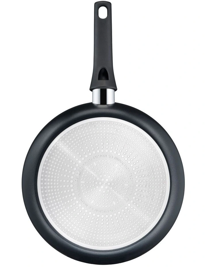 Generous Cook Induction Non-Stick Frypan 32cm in Black image 3