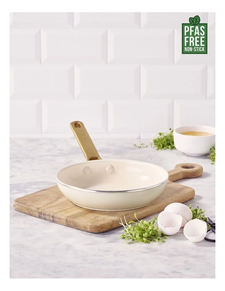 Padova Frypan 20cm PFAS-free ceramic non-stick in Cream image 2