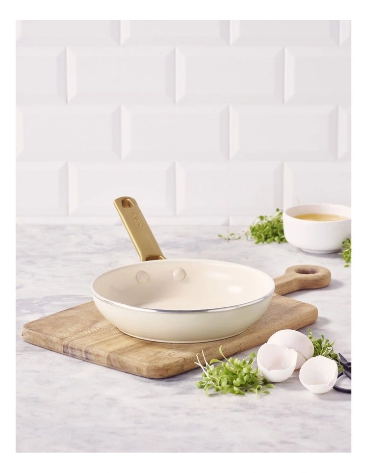 Padova Frypan PFAS-free 24cm in Cream image 2