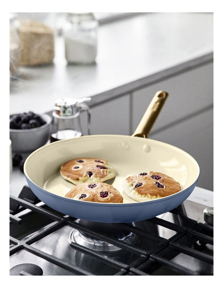 PFAS-Free Padova Frypan Set 26/30cm 2 Piece in Blue Nova image 3