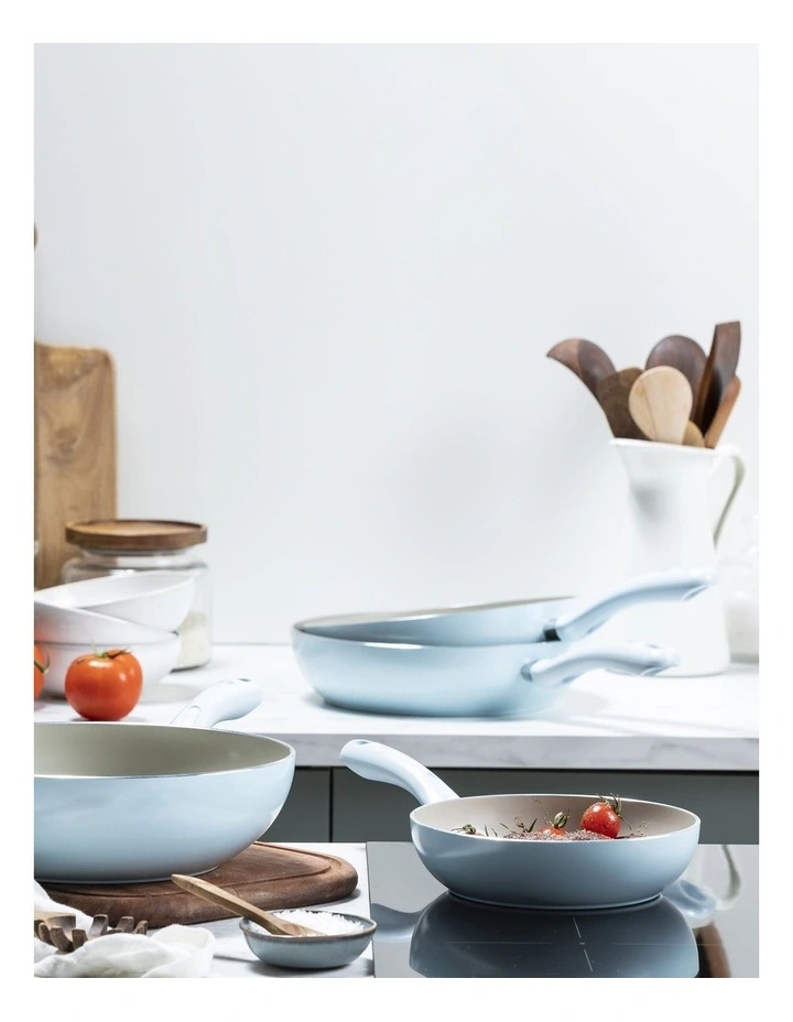 Diamond twin frypan set 20/28cm Light Blue PFAS-free ceramic non-stick image 4
