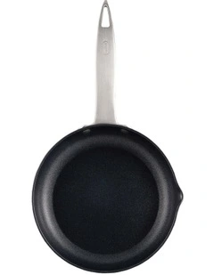 Ultimate Pro Frypan PFAS Free 20cm in Grey/Silver
