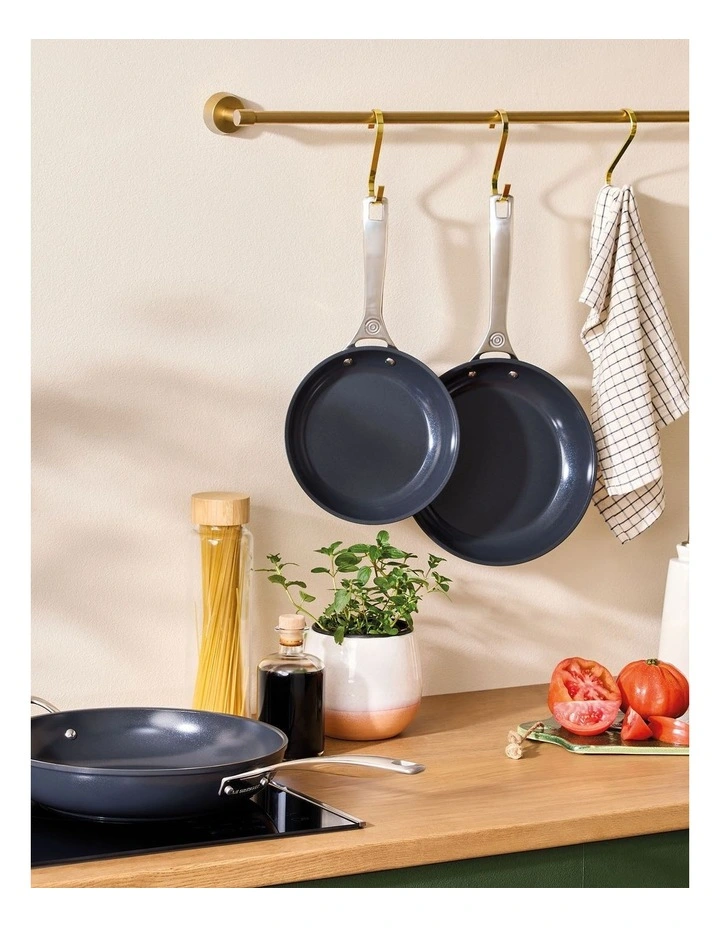 Non-Stick Ceramic Fry Pan Set 24/28cm in Black image 2