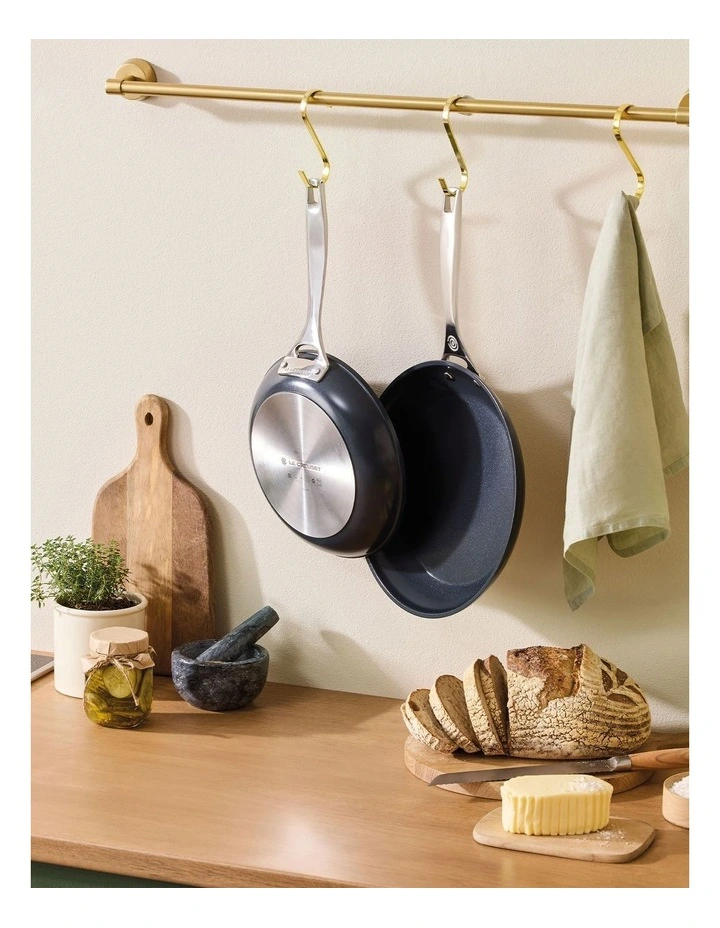 Non-Stick Ceramic Fry Pan Set 24/28cm in Black image 3