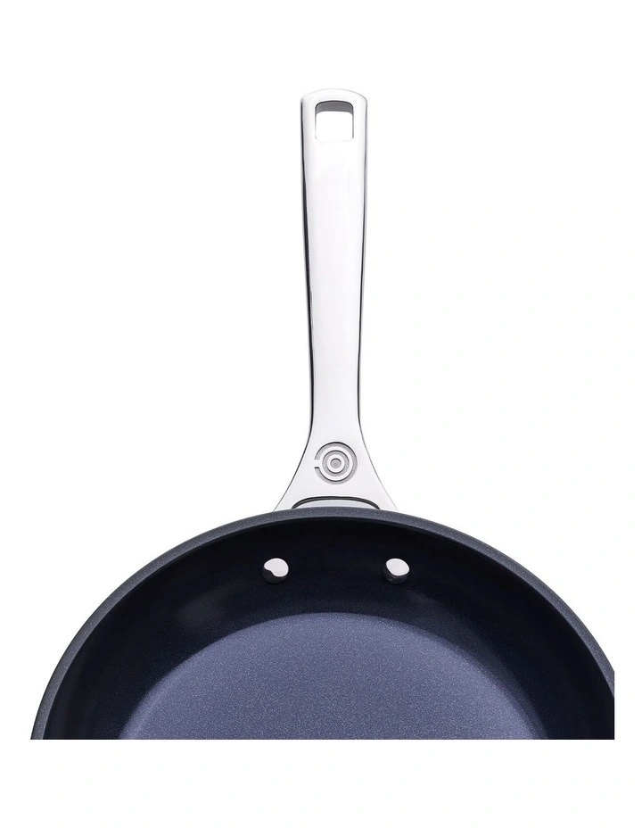 Non-Stick Ceramic Fry Pan Set 24/28cm in Black image 6