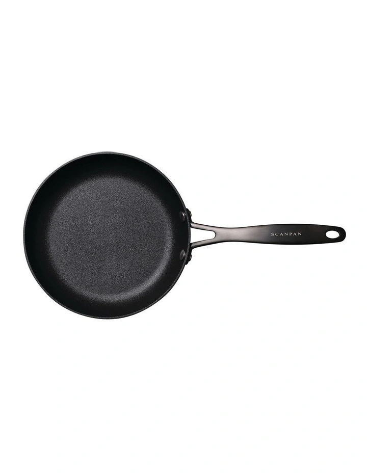 Fry Pan 24cm in Black image 1