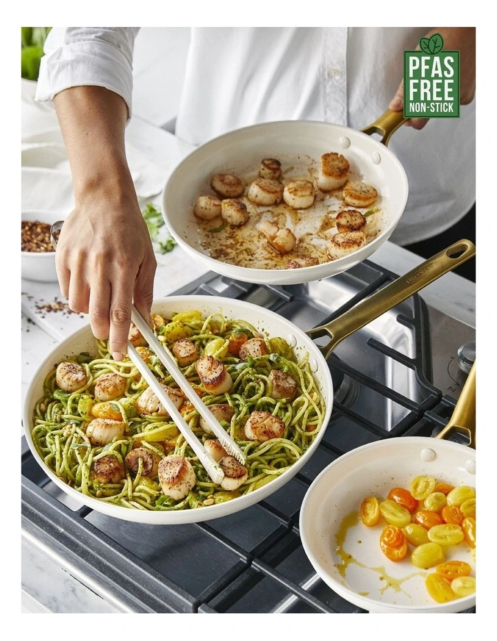 Padova Reserve Frypan 2 Piece Set 26/30cm in Cream image 2