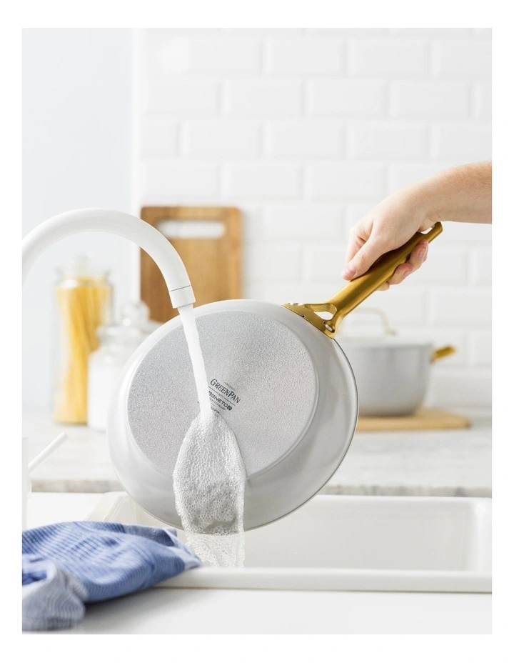 Padova Reserve Ceramic Non-stick Frypan 2 Piece Set 26/30cm in Dove Grey image 3