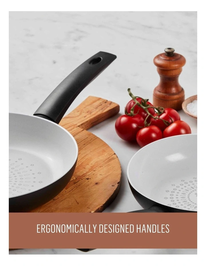 Essenza Nonstick Ceramic Open French Skillet 28cm in Black image 3