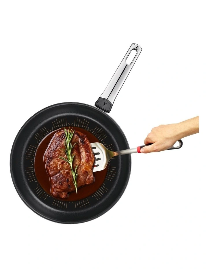 Emotion Flavors Induction Oil Concentrating Non-Stick Frypan 24cm in Silver image 5