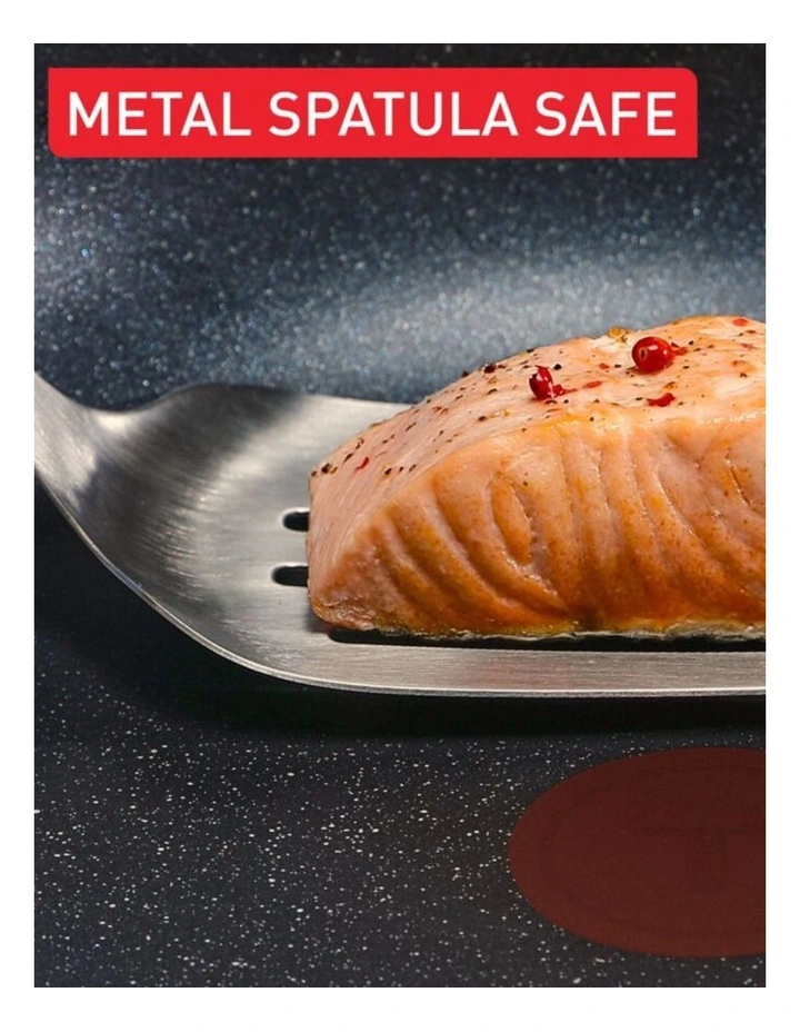 Expertise Induction Non Stick Frypan 28cm in Black image 6