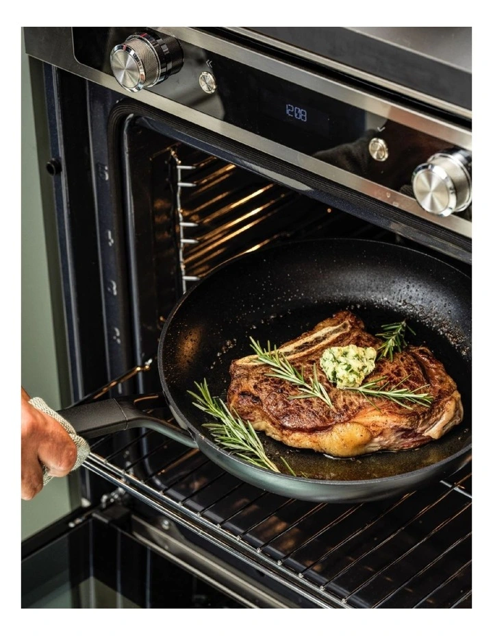 Classic Forged Aluminium Open 28cm Frypan in Black image 3