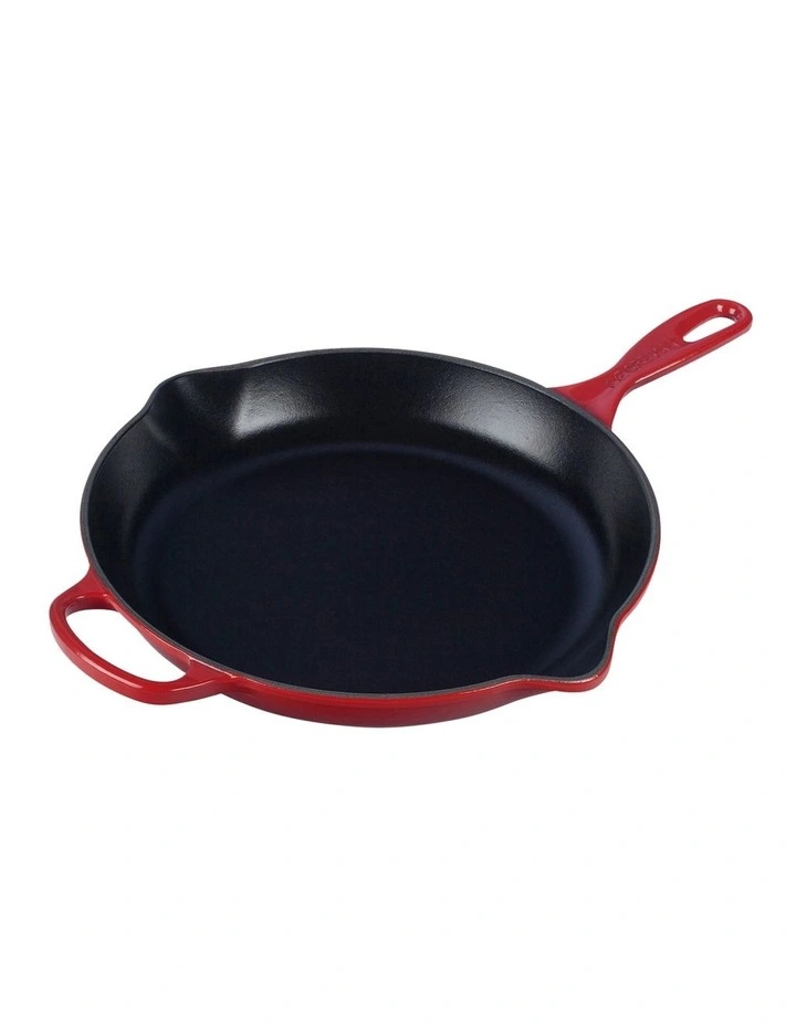 Signature Cast Iron Round Skillet 20cm in Cerise image 1