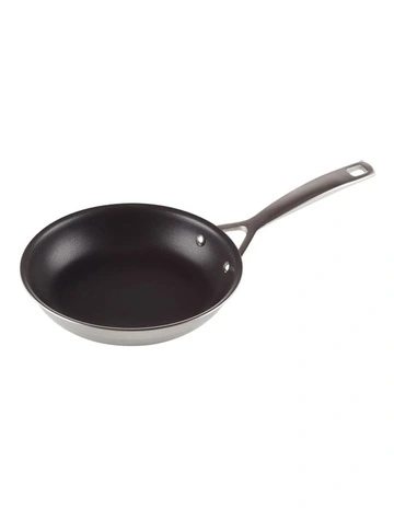 Classic 3-Ply 20cm Non-Stick Omelette Pan in Stainless Steel