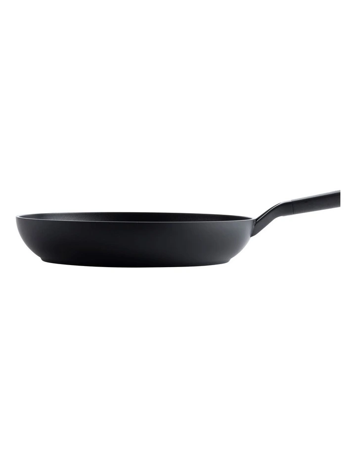 Classic Frypan 20cm in Black image 2